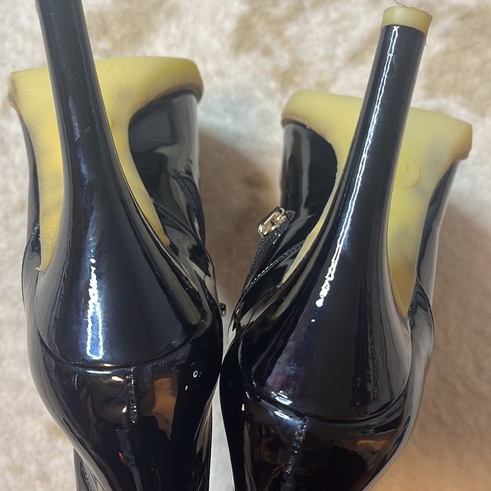 GUCCI Patent knee high boots - Picture 9 of 11